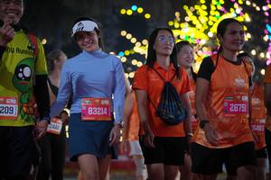 BIB: 209, 2414, 83214, 26751, 6483
                            <button type="button" onclick="openModal(21501440)" class="btn btn-primary btn-sm float-right btn-popup" data-toggle="modal" data-target=".modal-high-quality">
                        <i class="fas fa-shopping-cart"></i> Add to Cart
                    </button>
                                            <button type="button" onclick="isThisMe(21501440, true)" class="btn btn-success btn-sm float-right btn-popup btn-isme hidden" data-toggle="tooltip" data-placement="bottom" title="นี่คือรูปของคุณใช่ไหม คลิกที่นี่เพื่อเอาเข้าอัลบั้ม">
                        <i class="fas fa-plus"></i> Add to album
                    </button>
                    <button type="button" onclick="isThisMe(21501440, false)" class="btn btn-warning btn-sm float-right btn-popup btn-isnotme hidden">
                        <i class="fas fa-ban"></i> Remove from album
                    </button>